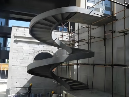 旋轉(zhuǎn)樓梯