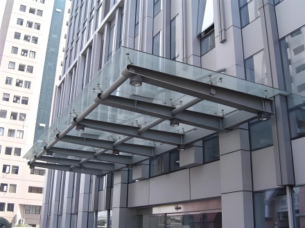 寫(xiě)字樓門(mén)口玻璃雨棚